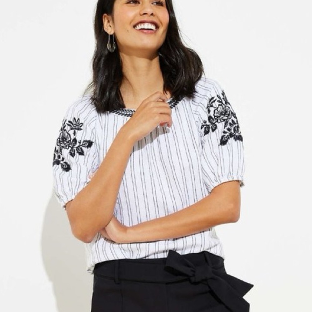 LOFT linen/cotton black white striped embroidered puff sleeve blouse Size S